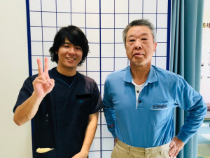 ロゴ